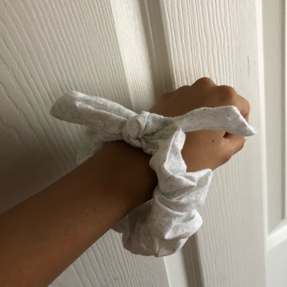 scrunchie